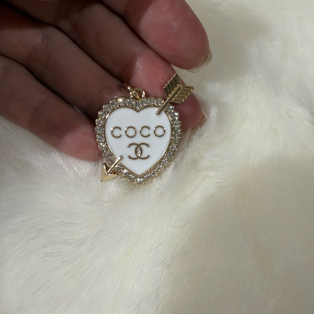 Chanel Heart Zipper Pull with Gold Colored Accents